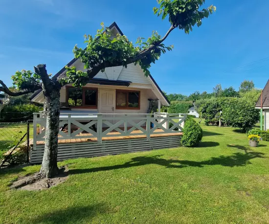 Domki Zielone Wzgórze w Sasinie